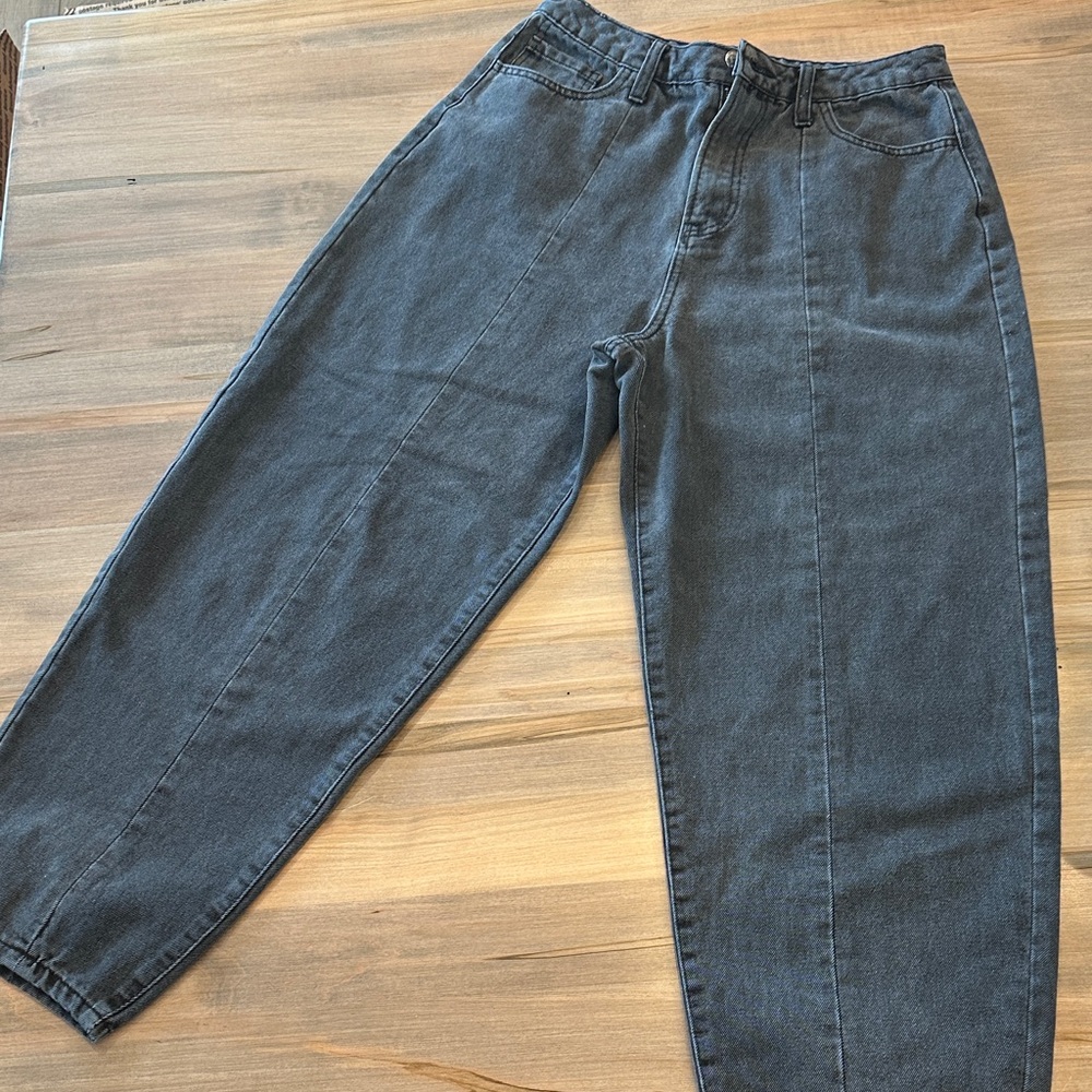 Forever 21 Charcoal Gray Denim Barrel Jeans